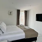 Appartamento Azalea Dalmacija Luxury And *