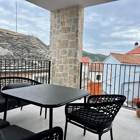Azalea Dalmacija Luxury And Apartment *