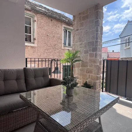 Azalea Dalmacija Luxury And Apartment