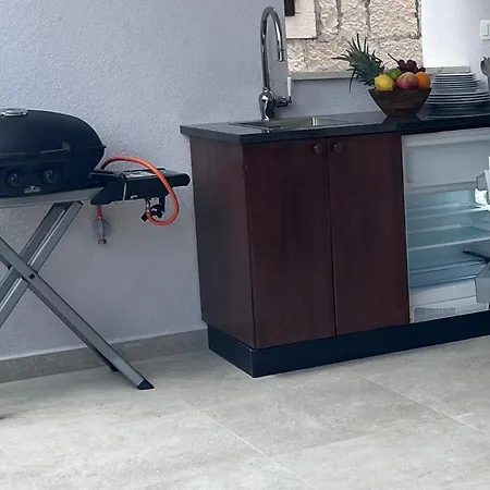 Azalea Dalmacija Luxury And Apartment