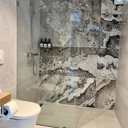 Azalea Dalmacija Luxury And Apartment