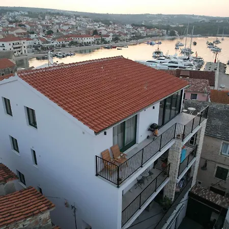 Azalea Dalmacija Luxury And * Primosten