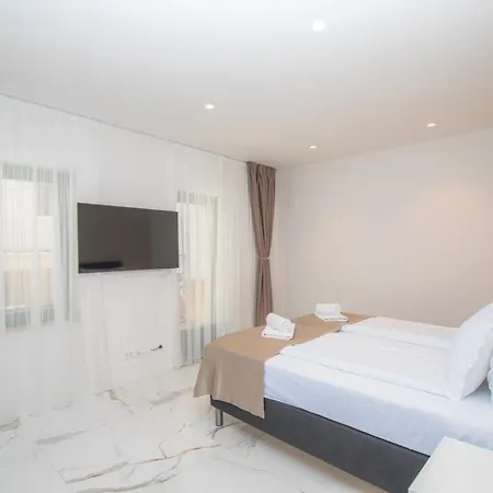 Appartement Azalea Dalmacija Luxury And *