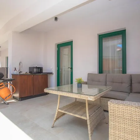 Daire Azalea Dalmacija Luxury And *