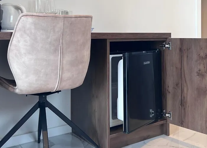 Azalea Dalmacija Luxury And *