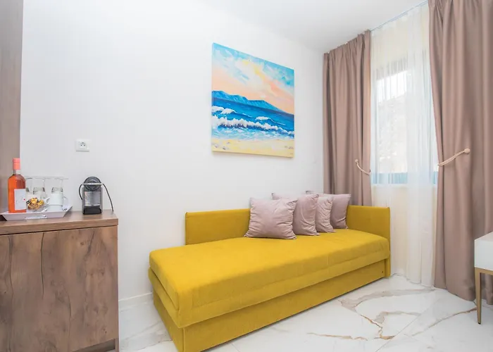 Azalea Dalmacija Luxury And Daire *