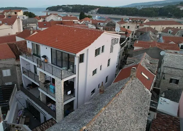 Azalea Dalmacija Luxury And * Primošten